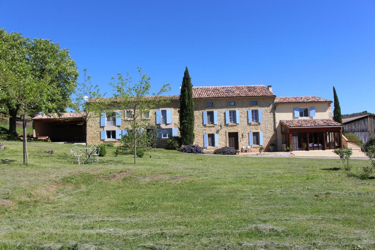Gites Et Roulottes Au Domaine De La Trille Sainte-Foi Exteriör bild